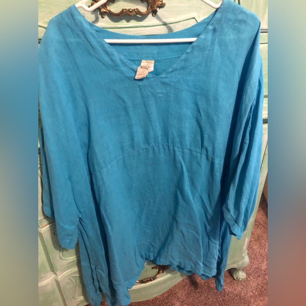 Match point Turquoise linen top